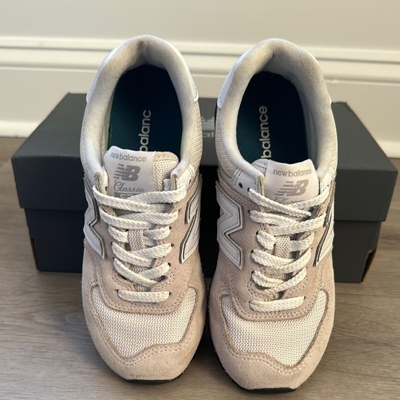 New Balance Classics Cream and White Athletic Shoes - Picture 6 of 10